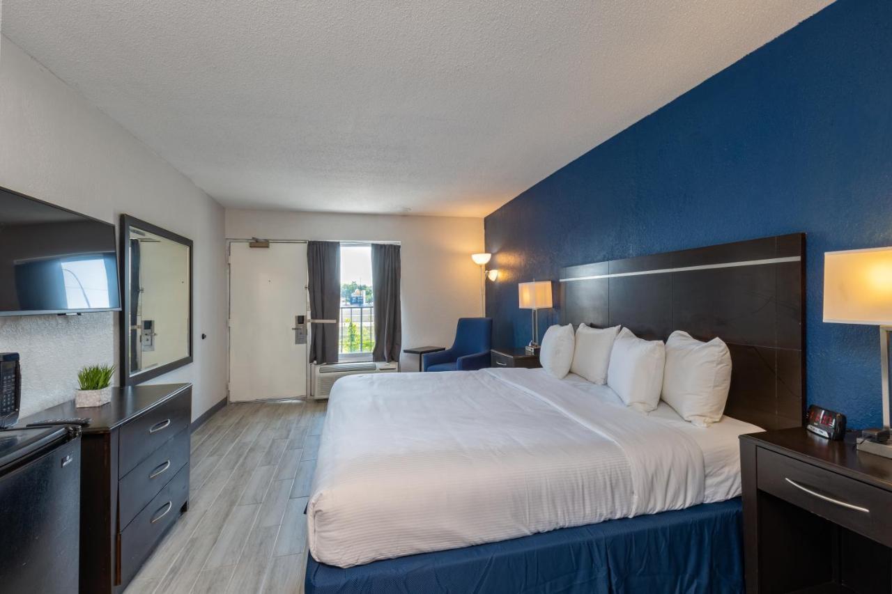 Developer Inn Orlando North, A Baymont By Wyndham Altamonte Springs Exterior photo